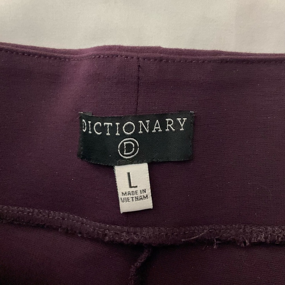 Dictionary Leggings Size Large - Picture 5 of 7